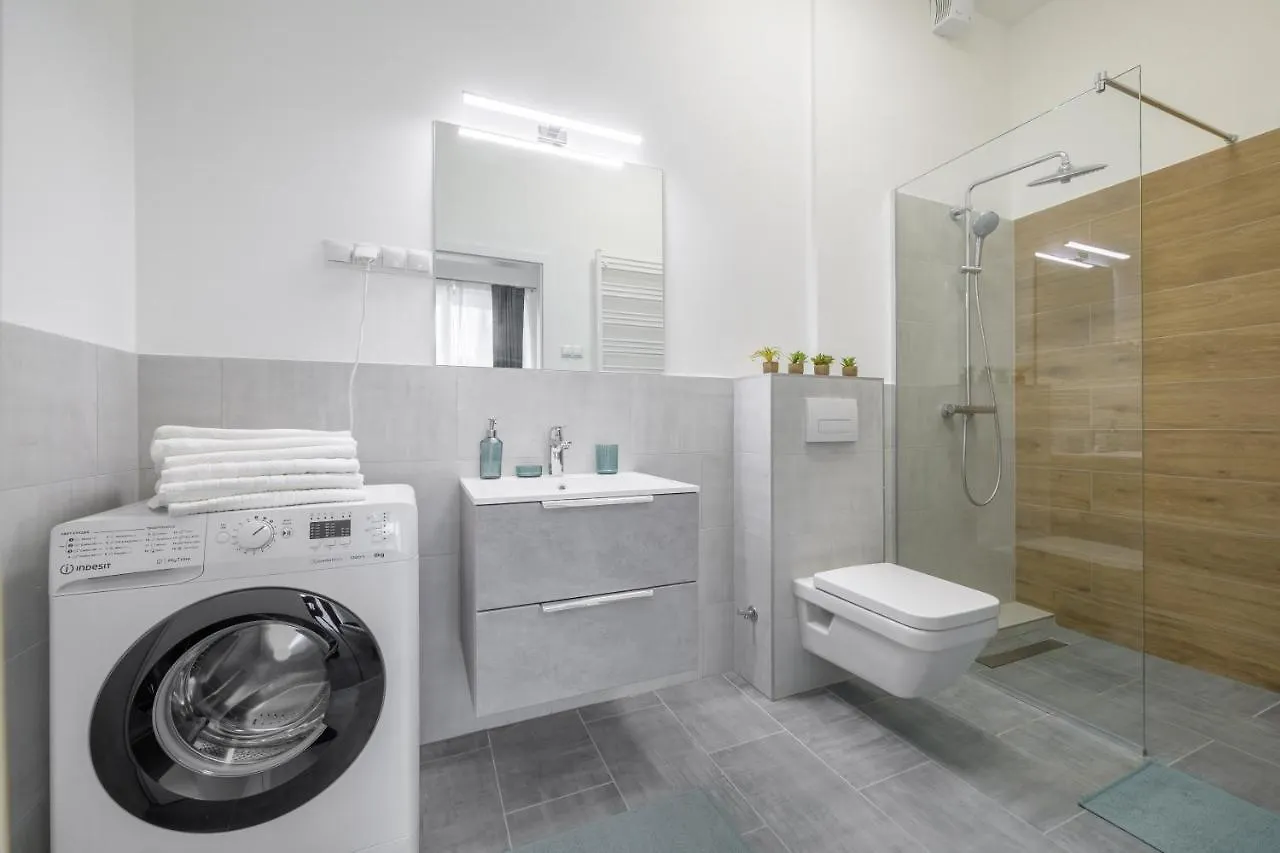 Apartment Millenium Spa Island Budapest